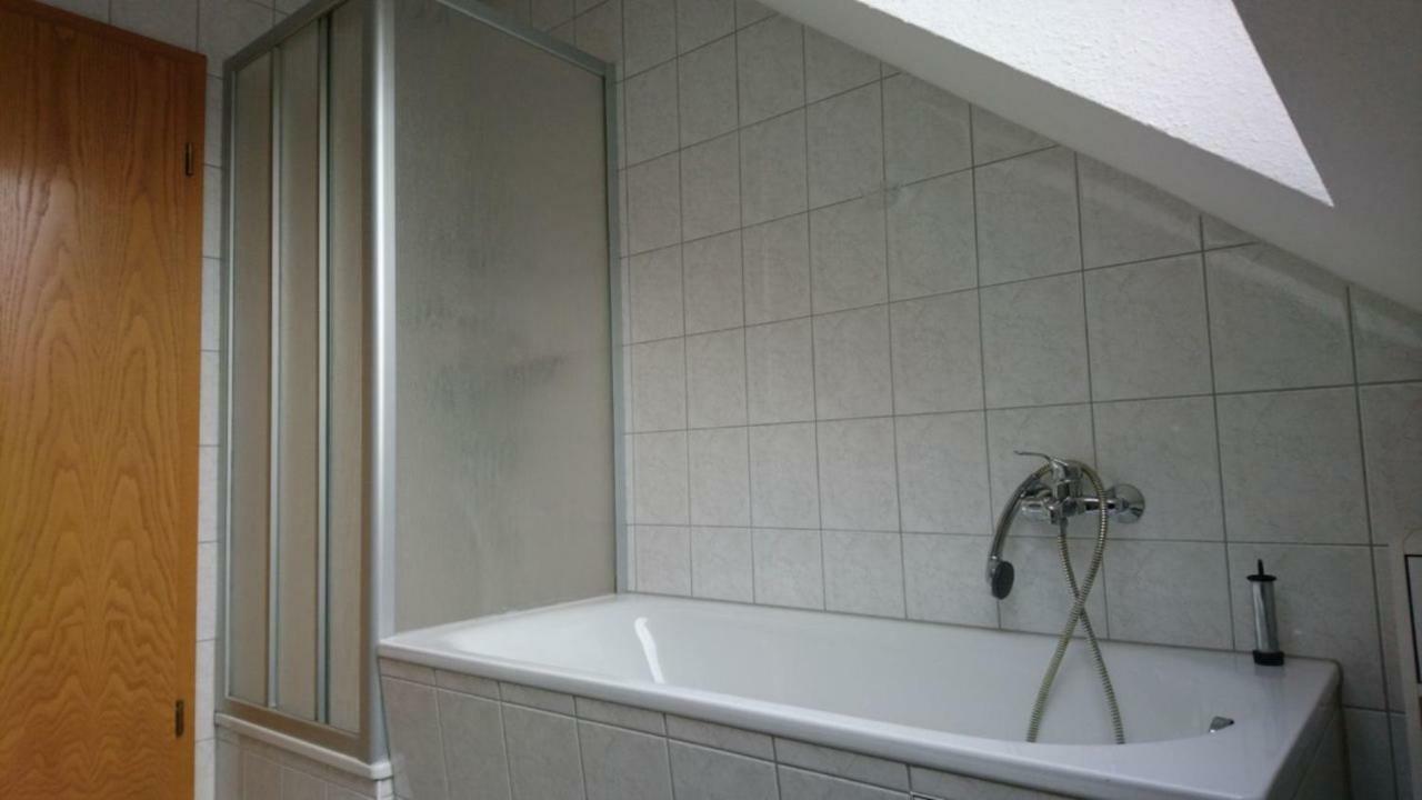 Ferienwohnung mit Domblick Naumburg  Exterior foto
